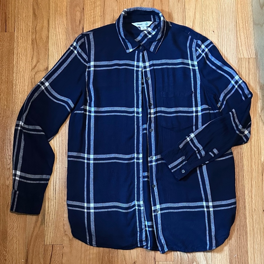Old Navy Classic Navy Plaid Flannel Shirt